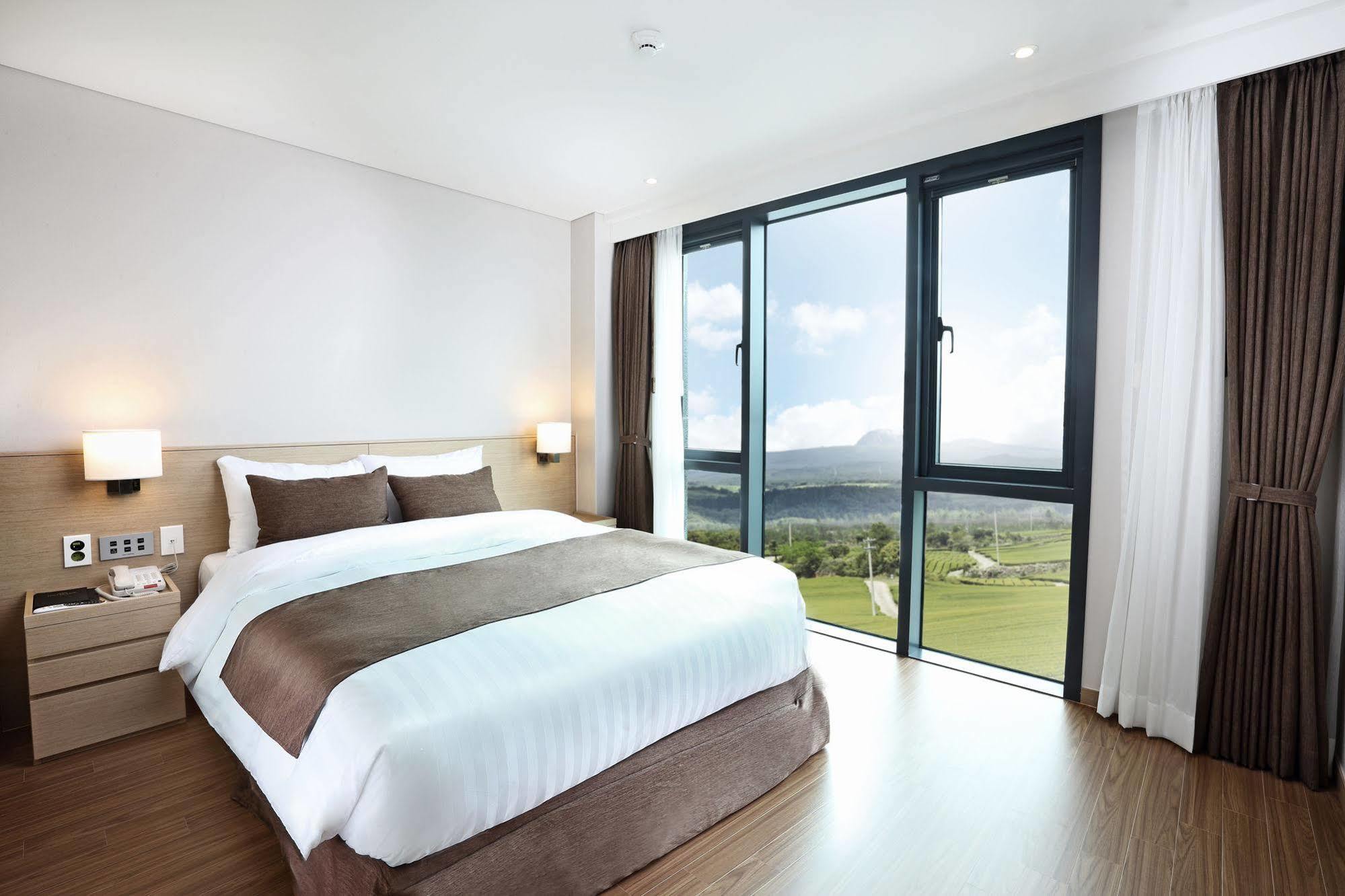 Hotel Fine ซอกวีโพ ภายนอก รูปภาพ