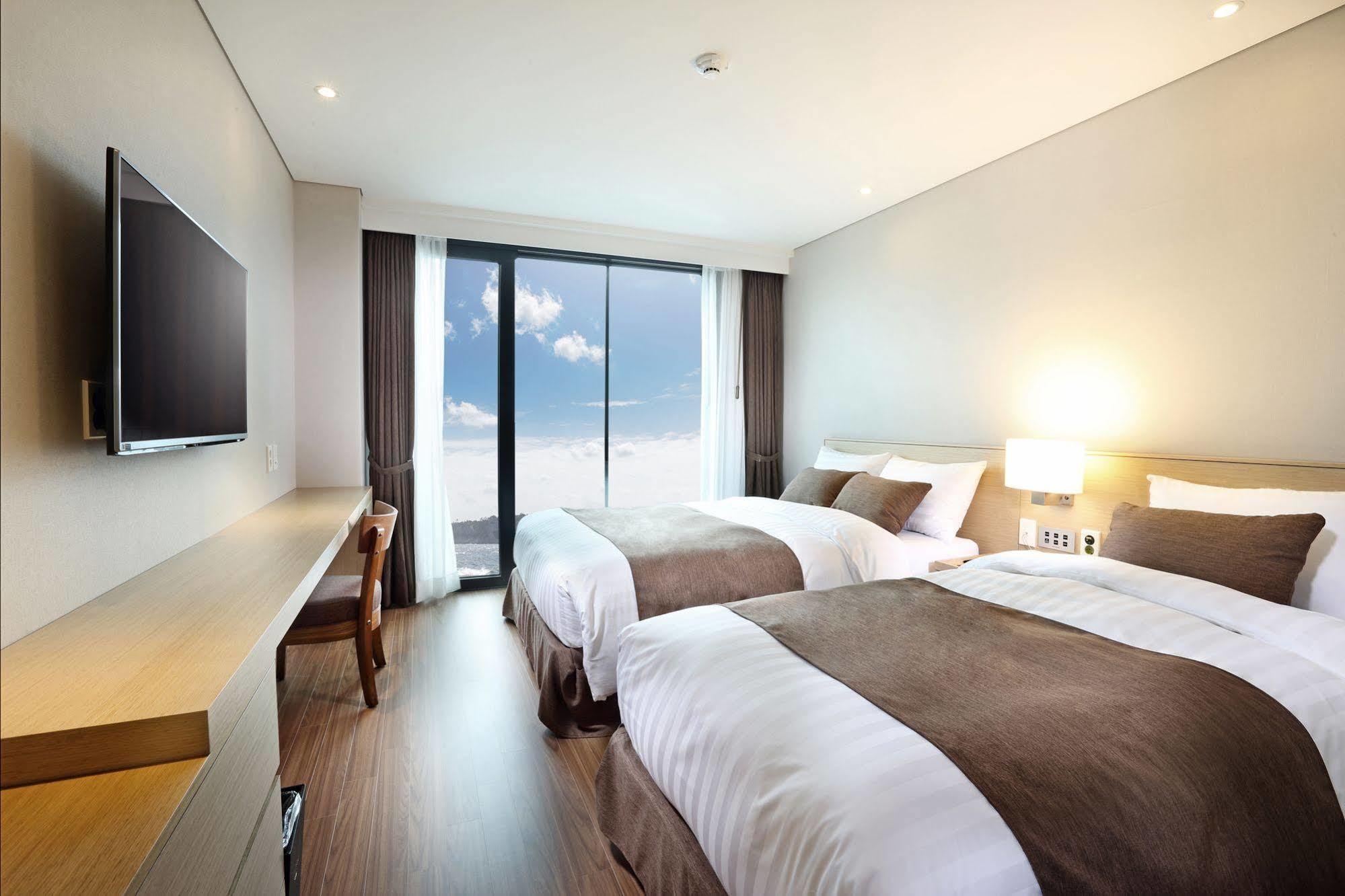 Hotel Fine ซอกวีโพ ภายนอก รูปภาพ