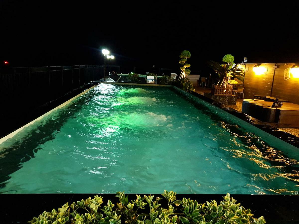 Hotel Fine ซอกวีโพ ภายนอก รูปภาพ